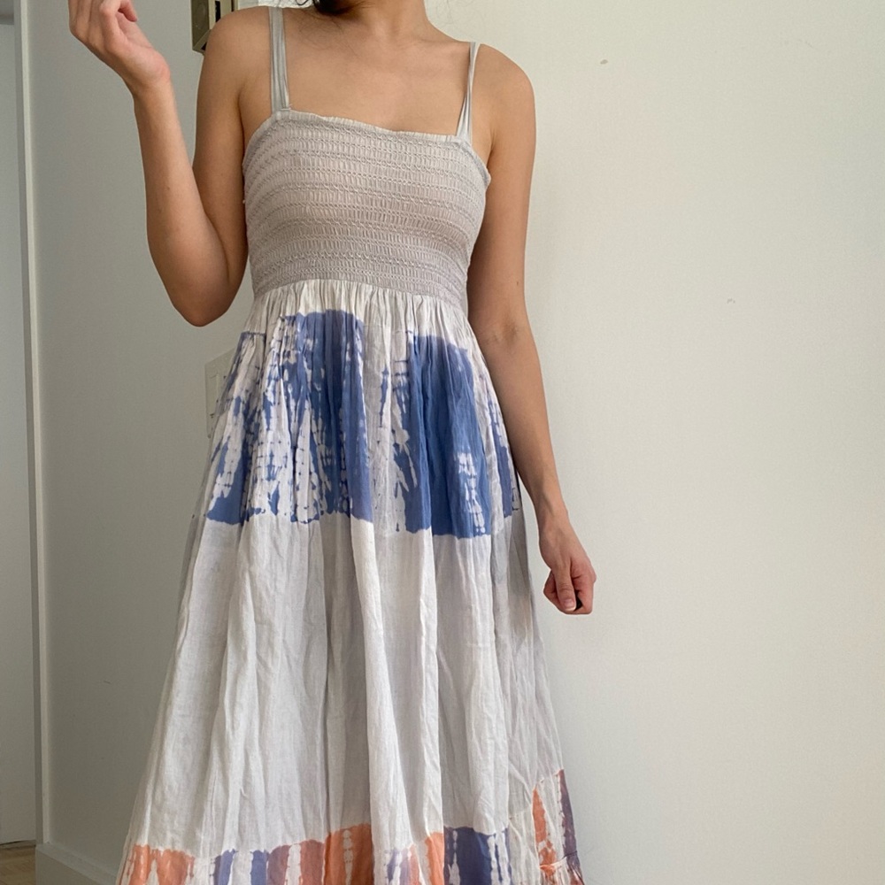 ** SOLD DO NOT BUY ** Tie-dye maxi dress!! Perfect for the summer